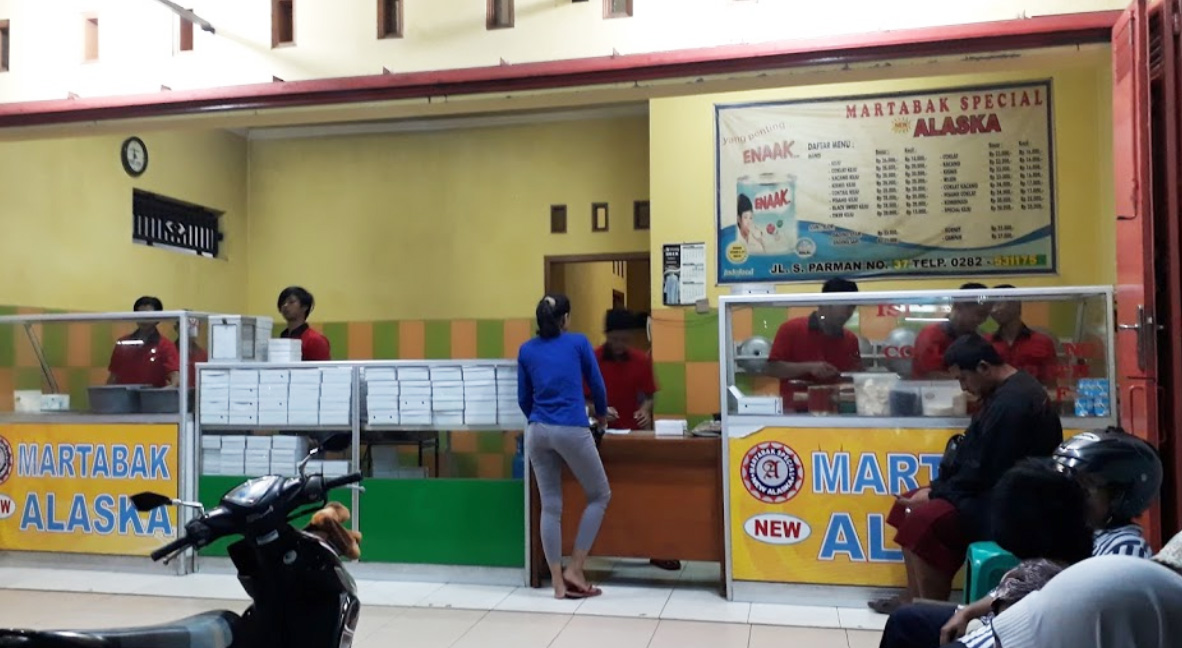 Martabak Asik Cilacap: Savor the Perfect Martabak in the Heart of Town